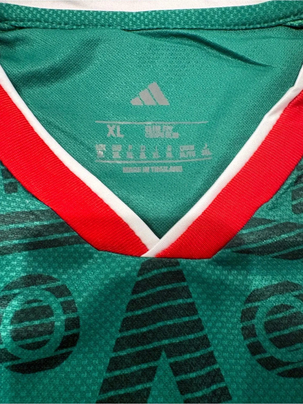 Santiago Giménez Mexico World Cup home jersey